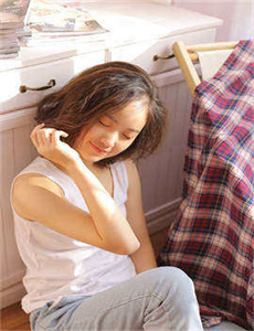 王爷含丫鬟乳3p嗯啊-篠田あゆみ