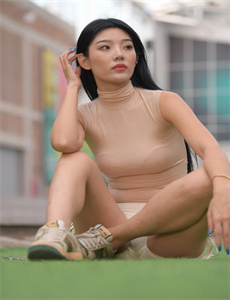 YIN荡护士挨脔日常H苏桃视频-新金平瓶梅2